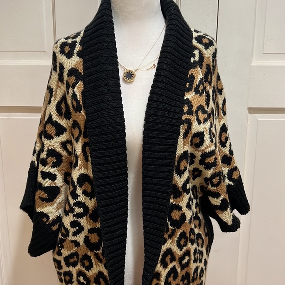 BEBE Cocoon Sweater - Picture 2 of 9